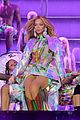 beyonce-costumes2