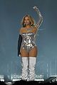 beyonce-costumes2