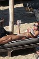 anitta-beach