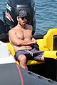 powell-noshirt