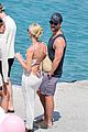 powell-noshirt