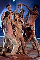 shakira-stage
