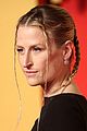 gummer-vanity