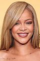 rihanna-softlit