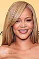 rihanna-softlit