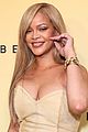 rihanna-softlit