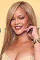 rihanna-softlit