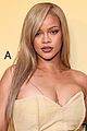 rihanna-softlit