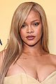 rihanna-softlit