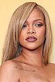 rihanna-softlit