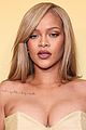 rihanna-softlit