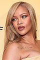 rihanna-softlit