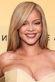 rihanna-softlit