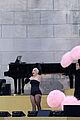 gaga-plumes