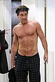 colin-farrell-yoga