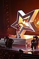 lisa-vmas-perform
