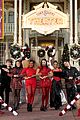 disney-parks-christmas