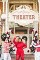 disney-parks-christmas