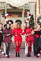 disney-parks-christmas
