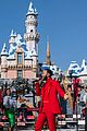 disney-parks-christmas