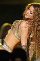 shakira-gram-performance