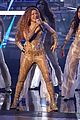 shakira-gram-performance