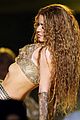 shakira-gram-performance