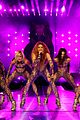 shakira-tour-1