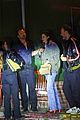 michelle-monoghan-aaron-paul-eating-dinner-spouses-night