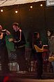 michelle-monoghan-aaron-paul-eating-dinner-spouses-night