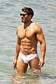 appleton-shirtless1