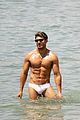 appleton-shirtless1