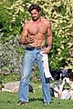 guy-shirtless