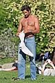 guy-shirtless