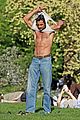 guy-shirtless