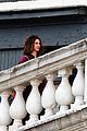 jack-antonoff-maragret-qualley-walking-dog-venice-italy