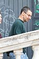jack-antonoff-maragret-qualley-walking-dog-venice-italy