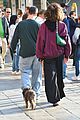 jack-antonoff-maragret-qualley-walking-dog-venice-italy