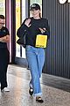 miley-cyrus-la-piercing-shop-fans