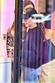 miley-cyrus-la-piercing-shop-fans