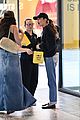 miley-cyrus-la-piercing-shop-fans