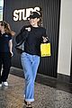 miley-cyrus-la-piercing-shop-fans