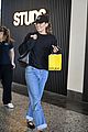 miley-cyrus-la-piercing-shop-fans