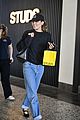 miley-cyrus-la-piercing-shop-fans