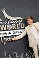 robert-irwin-steve-irwin-gala-bindi-misses