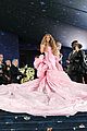 shakira-met-gala-2025
