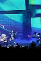 katy-perry-concert-stars