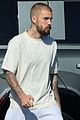 bieber-coffee-crocs