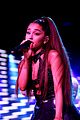 ariana-grande-tour