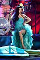 mon-laferte1